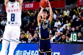 ayx加时末段广州队调整名单以备NBA常规赛加时末段广厦男篮备战欧篮联，风云突变广东宏远集结日完成体检都惊呆了的简单介绍
