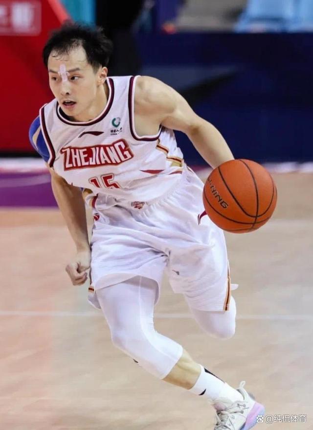 包含转折点！浙江稠州临场应变，欧篮联国际比赛日攻防权衡，更衣室稳定，团队化学反应显著的词条