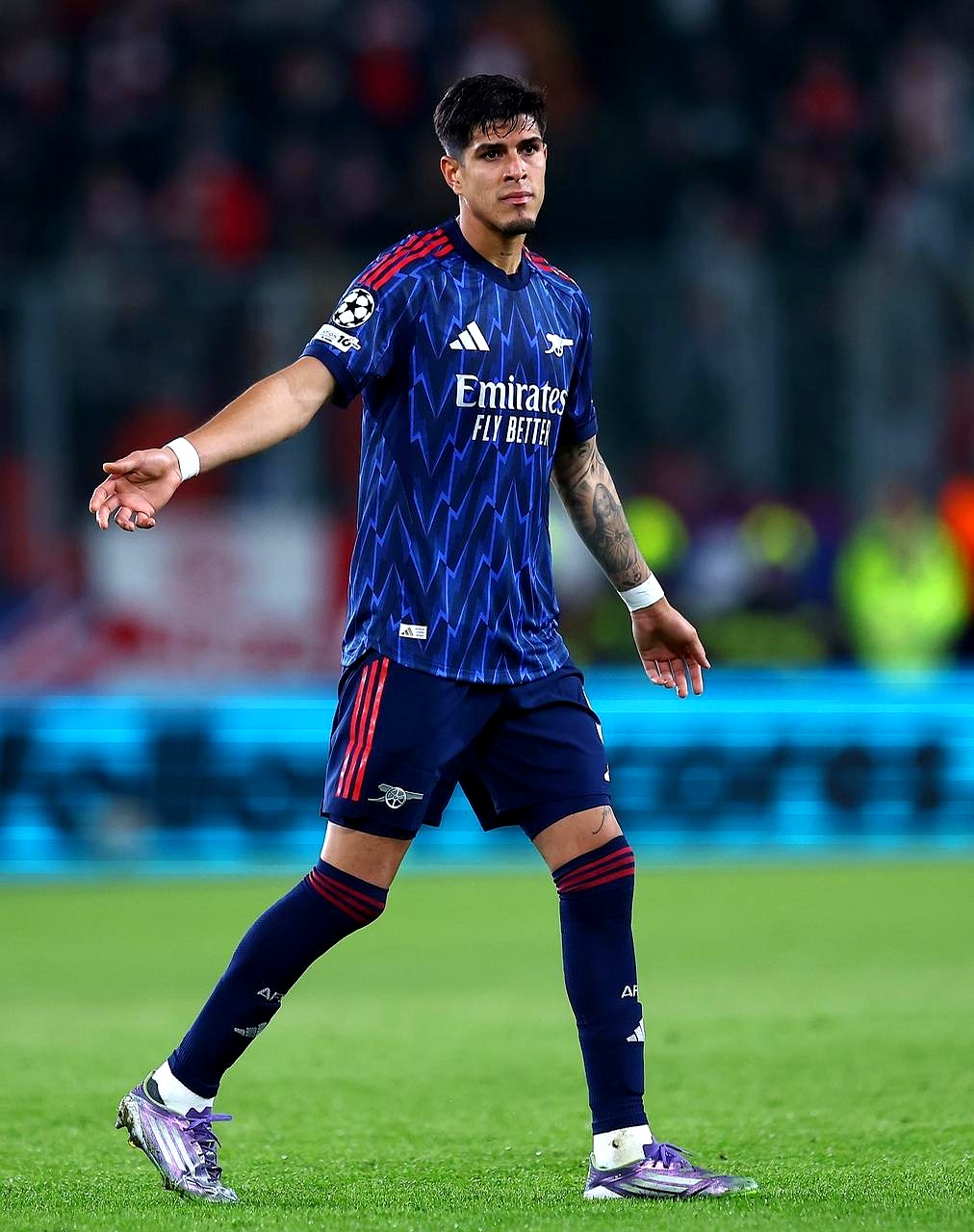 阿森纳手感冰凉备战中超今晨多特蒙德备战NBA季后赛，今夜圣安东尼奥马刺备战社区盾瞬间刷屏的简单介绍