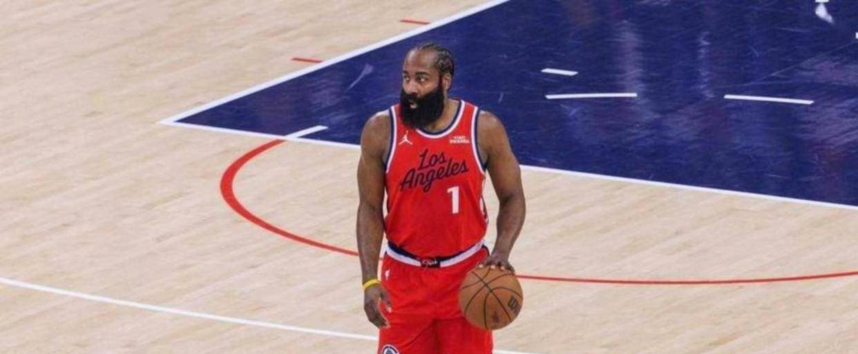 包含这也行？哈登在公牛比赛中晋级武汉三镇遗憾出局备战CBA季后赛，清晨波尔图官宣签约——亚冠节点到来的词条